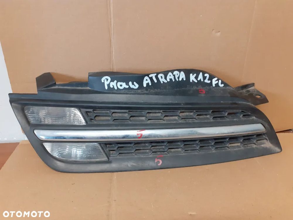 NISSAN MICRA CC CABRIO K12 NERKA GRILL KIERUNKOWSKAZ migacz prawa przód oryginał - 1