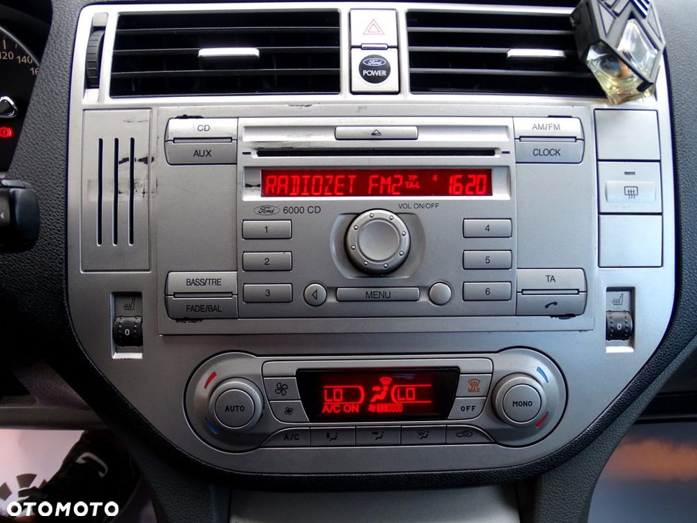 Ford Kuga 2.5 4x4 Trend - 17