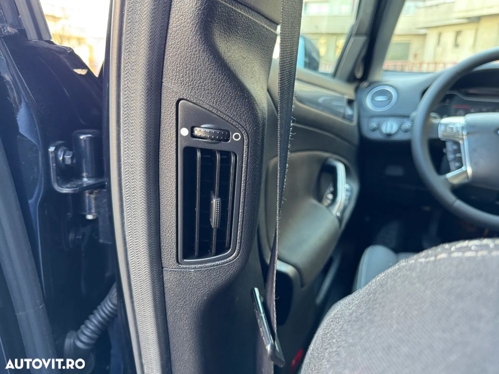 Ford Mondeo 2.0 TDCI Titanium - 20