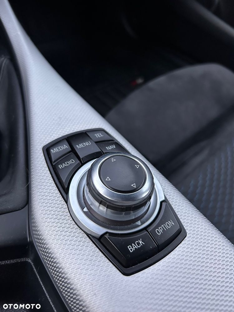 BMW Seria 1 118i M Sport - 14