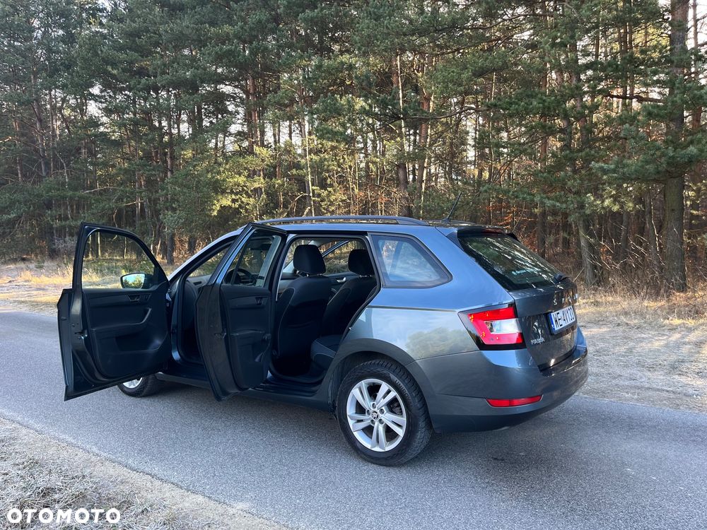 Skoda Fabia 1.0 TSI Ambition Plus DSG - 3
