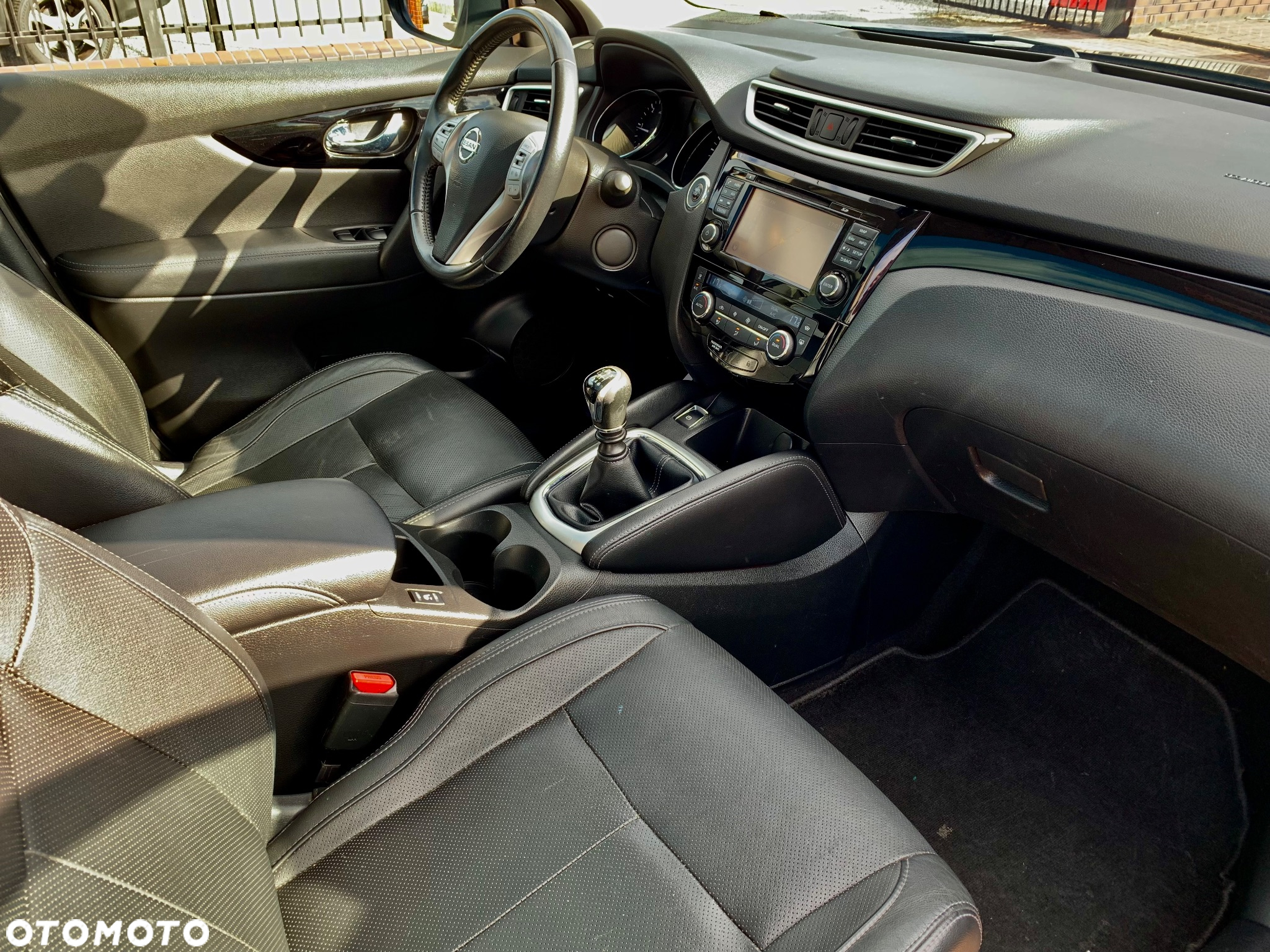Nissan Qashqai 1.6 DCi Tekna EU6 - 29