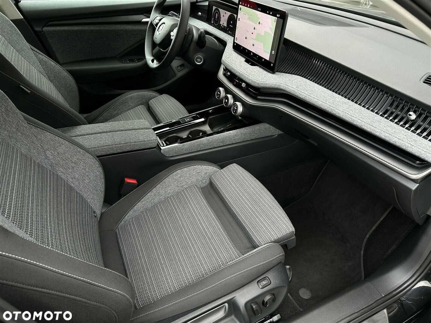 Skoda Superb 2.0 TDI SCR Selection DSG - 7