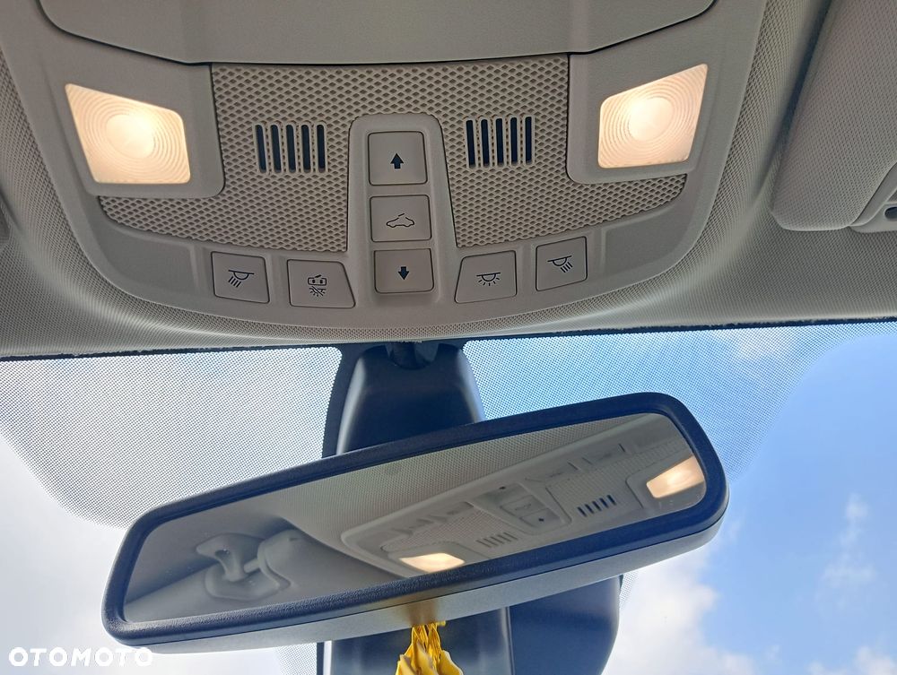 Ford Mondeo 2.0 Hybrid Vignale Plus - 13