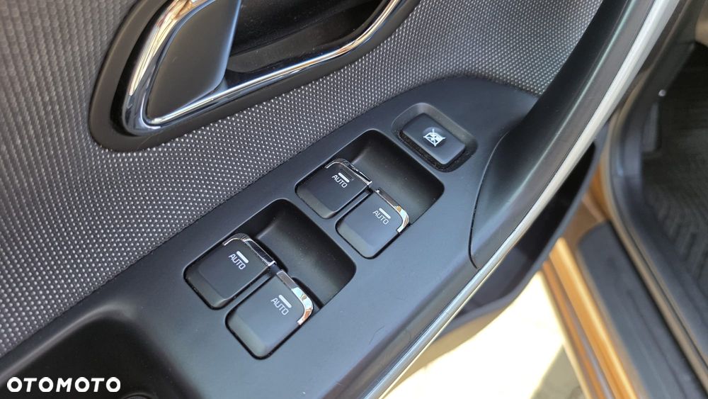 Kia Ceed 1.0 T-GDI ISG Dream-Team Edition - 12