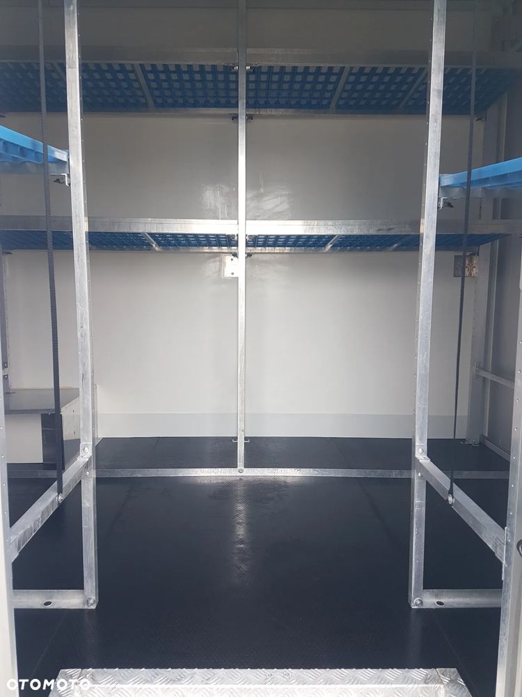 Iveco DAILY KONTENER NISKOPODŁOGOWY 4,43x2,23x2,42 SKLEP FOODTRUCK BAR KLIMA KONIOWÓZ KAMPER - 31