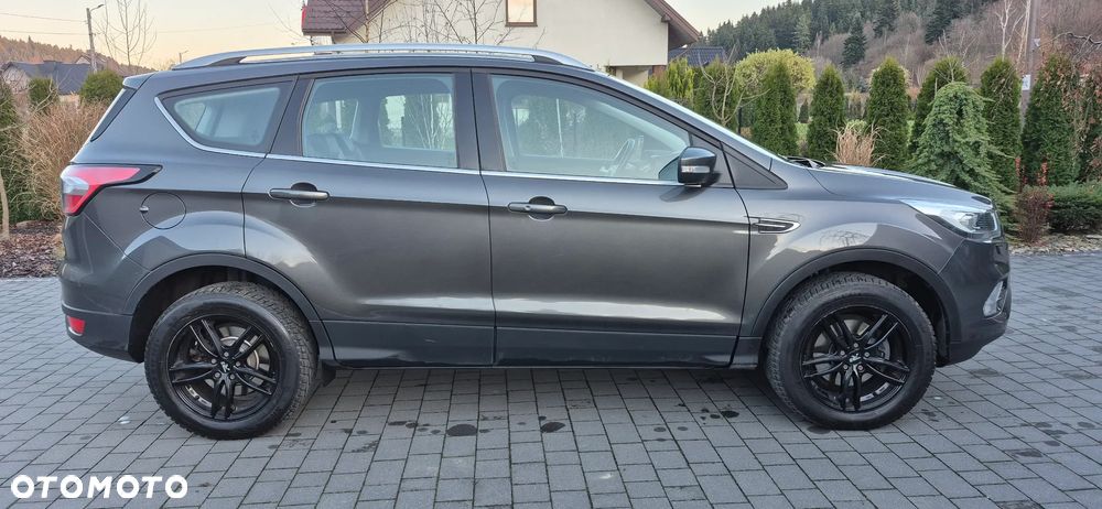 Ford Kuga 1.5 EcoBoost 2x4 Titanium - 12