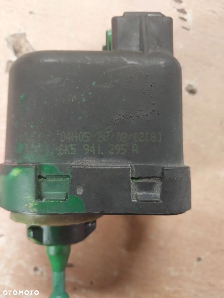 Silniczek lampy przedniej VW T4 96-03 lift 6K5941295A - 5