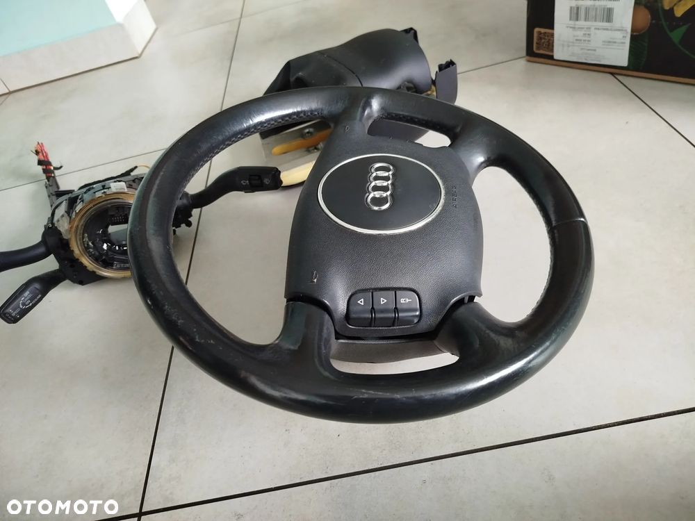 Audi A4 B6 kierownica wielofunkcyjna manetka tempomat - 2
