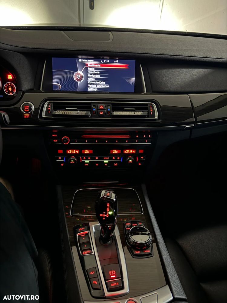 BMW Seria 7 740d - 14