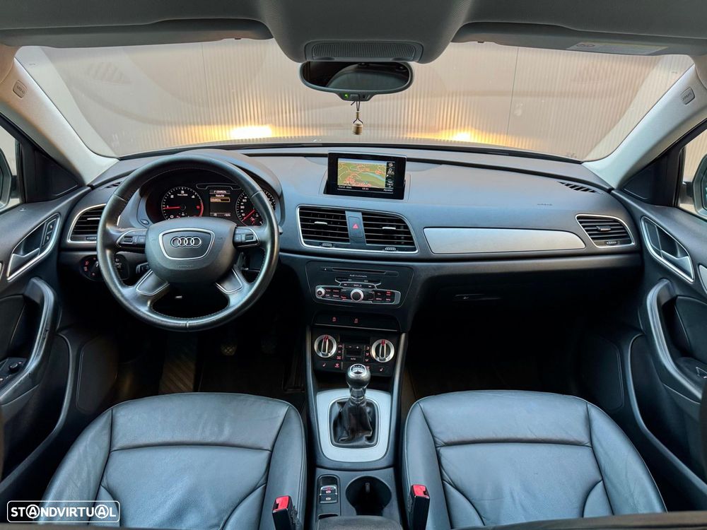 Audi Q3 2.0 TDi Business Line - 19