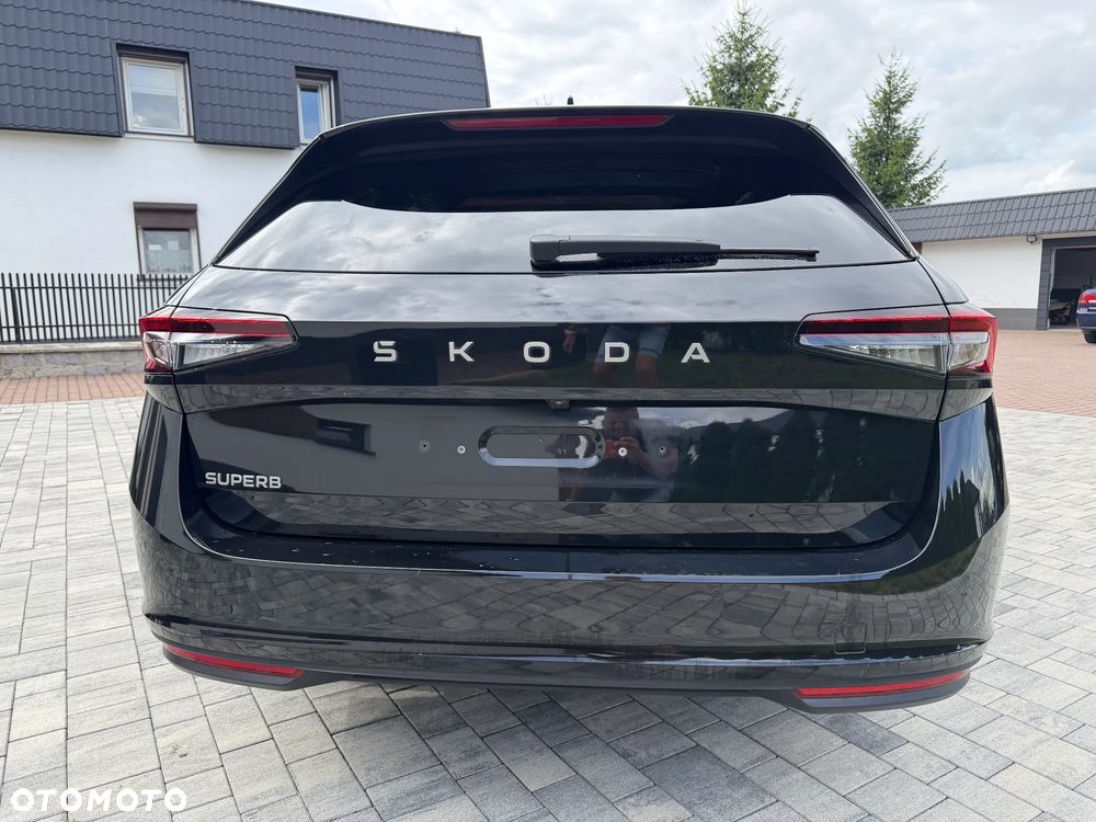 Skoda Superb 2.0 TDI Active DSG - 12