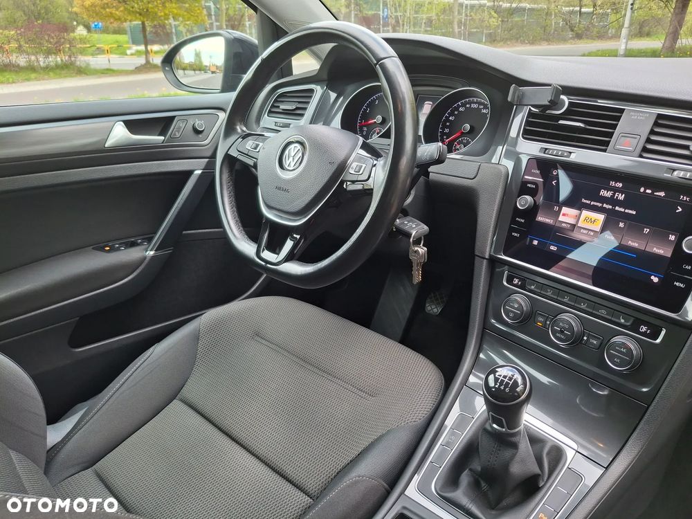 Volkswagen Golf 1.4 TSI BMT Comfortline - 18