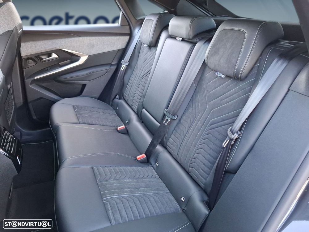 Peugeot 3008 1.2 Hybrid GT e-DCS6 - 10