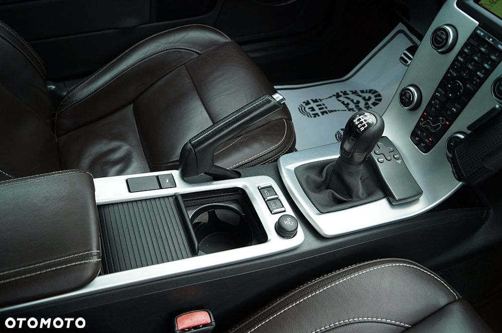 Volvo C70 D4 Summum - 34