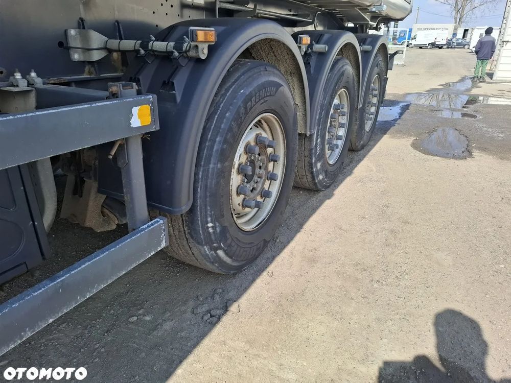 Schmitz Cargobull GOTHA SGF S3 - 2