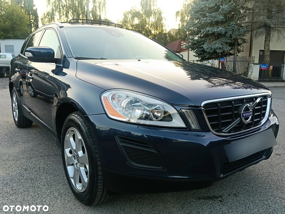Volvo XC 60 3.2 AWD Momentum - 3