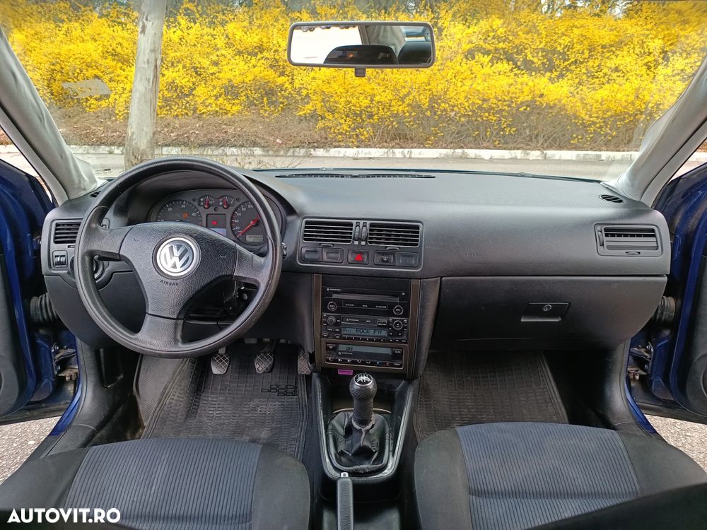 Volkswagen Bora 1.9TDI 4Motion Basis - 10