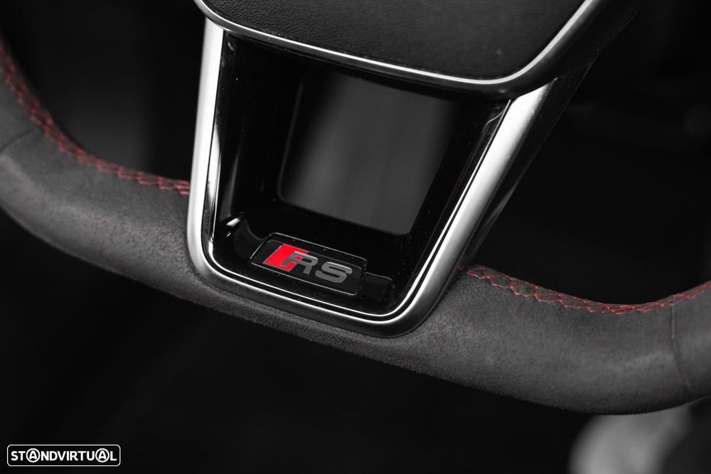 Audi RS e-tron GT quattro - 40