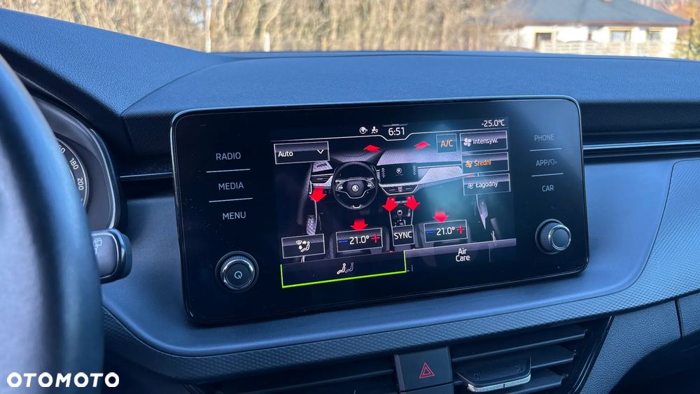 Skoda Kamiq 1.0 TSI Ambition DSG - 29