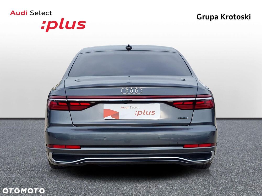 Audi A8 - 7