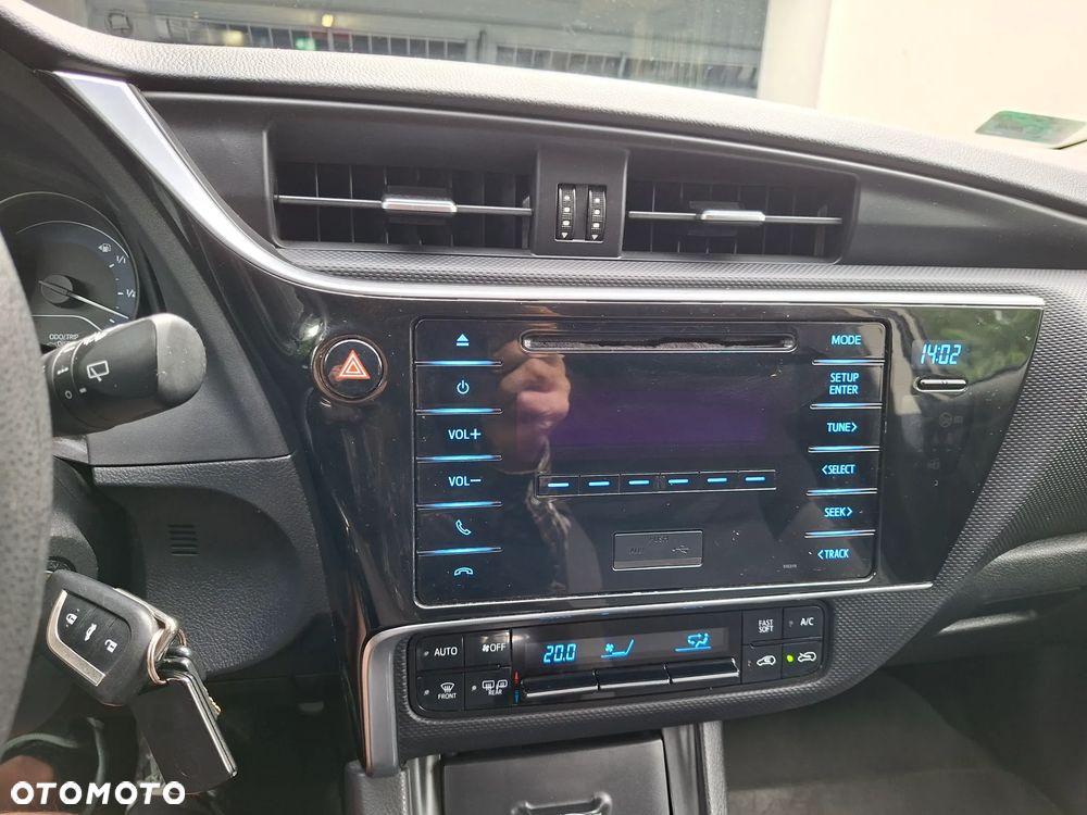 Toyota Auris 1.6 Active - 24