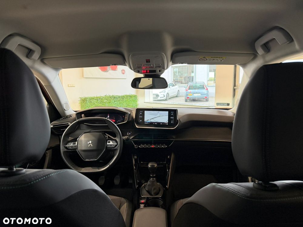Peugeot 2008 1.2 PureTech Allure Pack S&S - 13