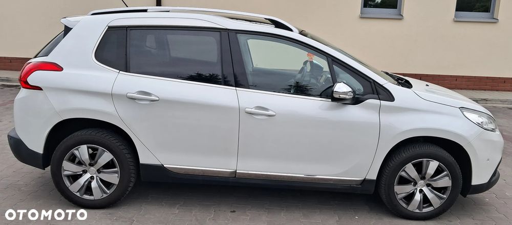 Peugeot 2008 1.6 BlueHDi Allure - 12