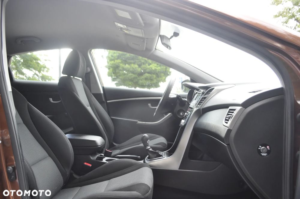 Hyundai i30 1.4 Comfort - 9