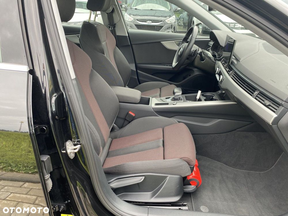 Audi A4 Limousine 35 TFSI mHEV S Line S tronic - 16