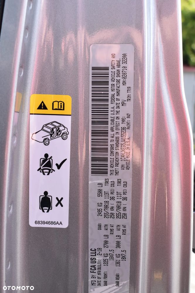 Jeep Wrangler 3.6 Unlim Sahara - 24