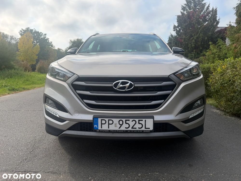 Hyundai Tucson 1.7 CRDI BlueDrive GO 2WD - 2