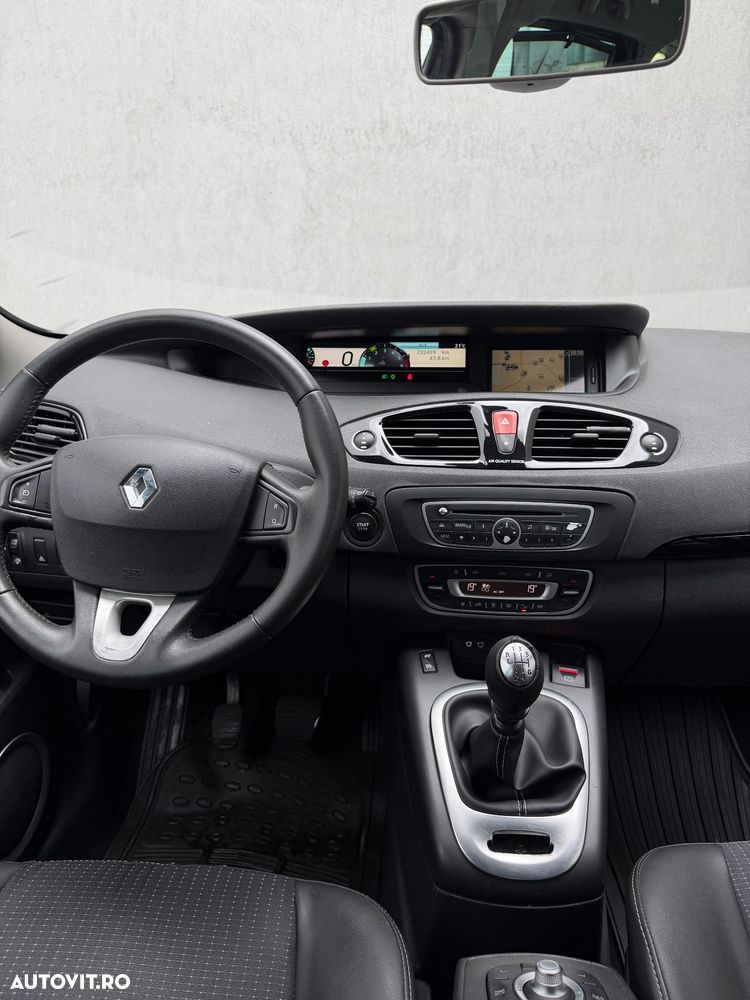 Renault Scenic - 9