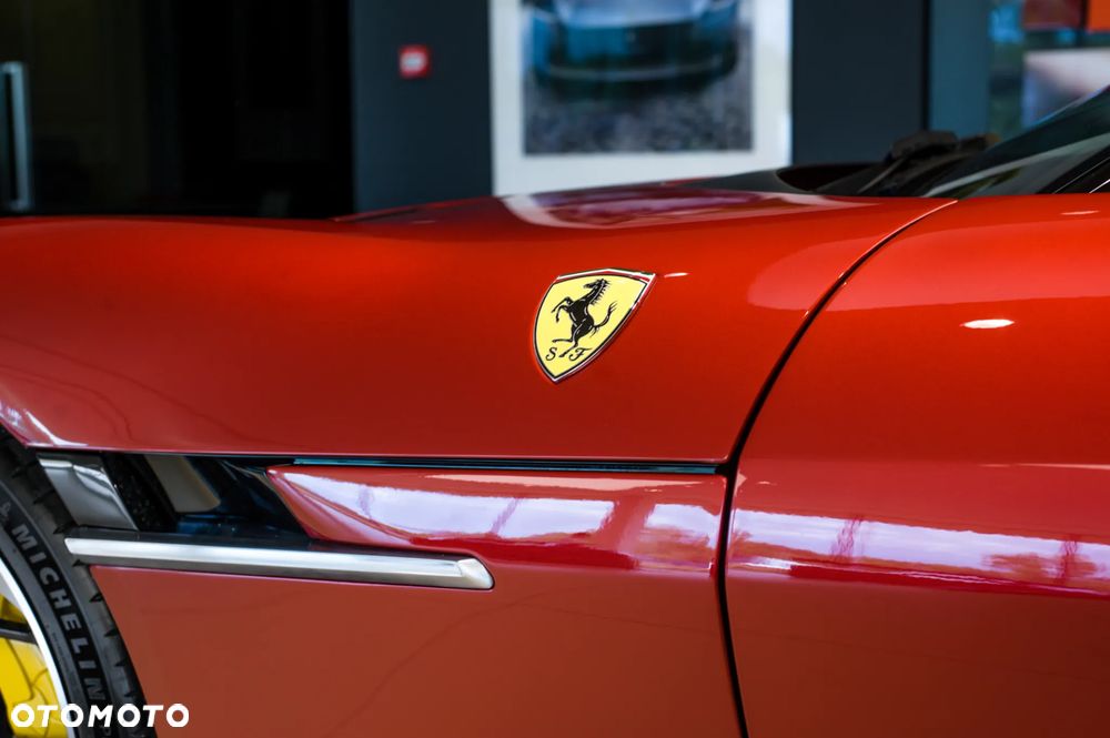 Ferrari 12Cilindri - 12