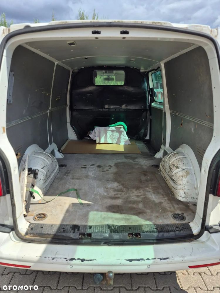 Volkswagen Transporter - 8