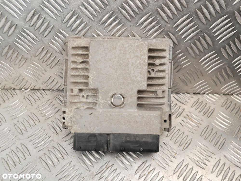 Sterownik silnika VW Audi Seat Skoda 08-13r. 1.2 TSI CBZ CBZB 03F907309 - 2
