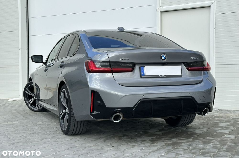 BMW Seria 3 330i xDrive M Sport sport - 9