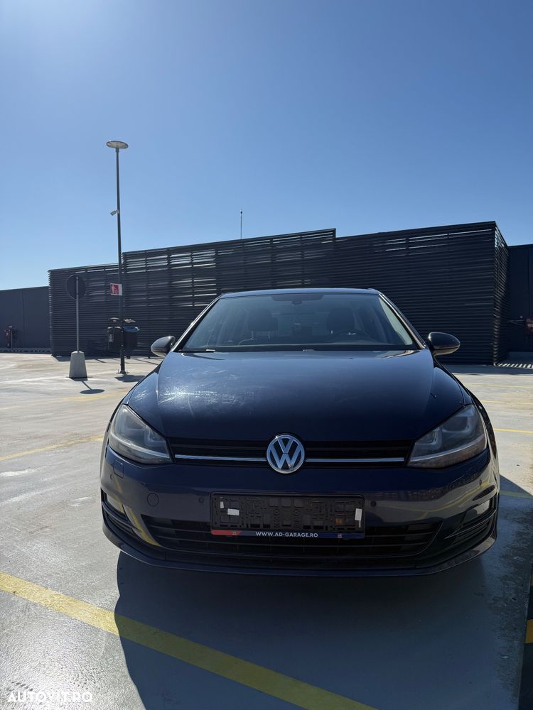 Volkswagen Golf 1.6 TDI DPF Comfortline - 3