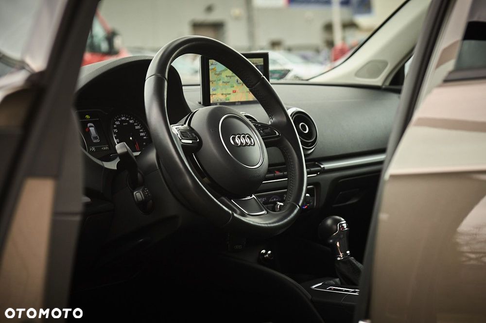 Audi A3 Sportback 1.4 TFSI Ambition S tronic - 10