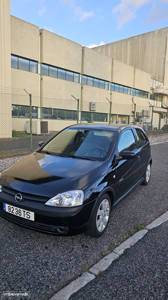 Opel Corsa 1.2 Twinport On - 1