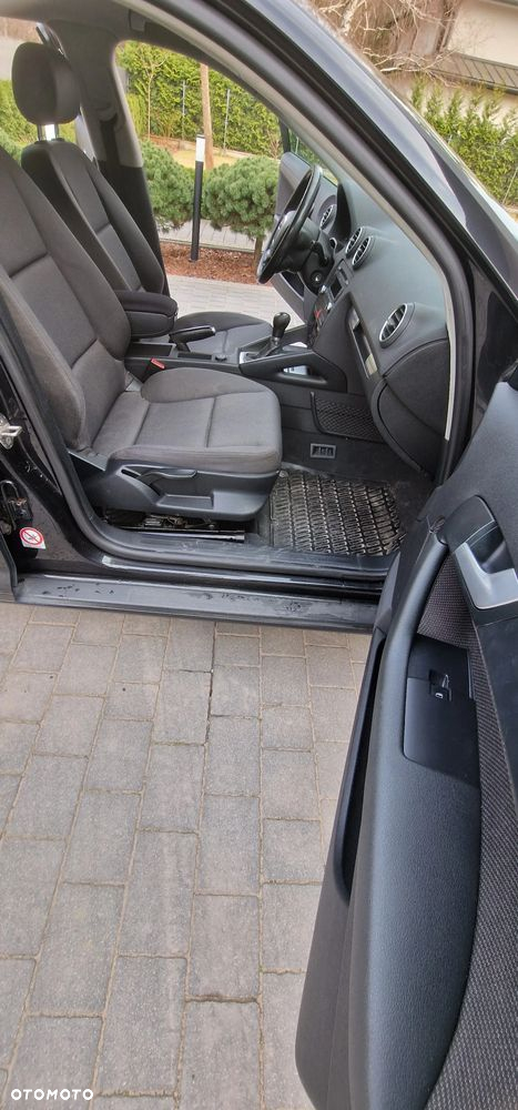 Audi A3 2.0 FSI Ambiente - 13