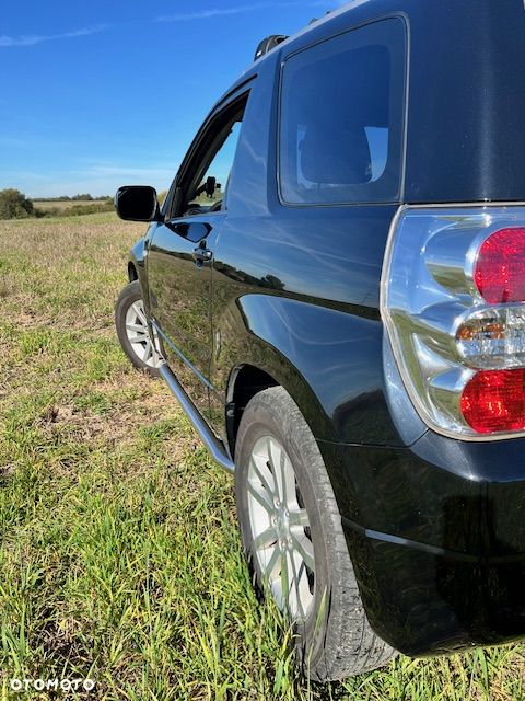 Suzuki Grand Vitara 1.6 De luxe - 4