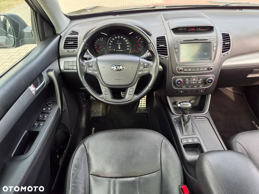 Kia Sorento - 27