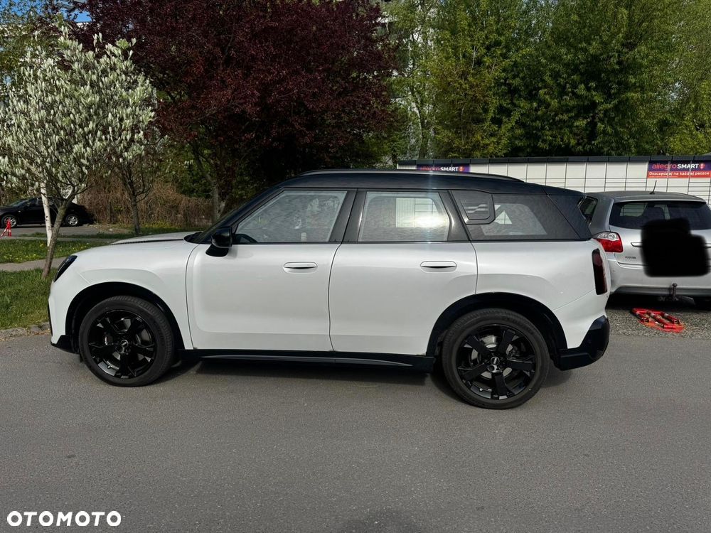 MINI Countryman C John Cooper Works Trim - 3