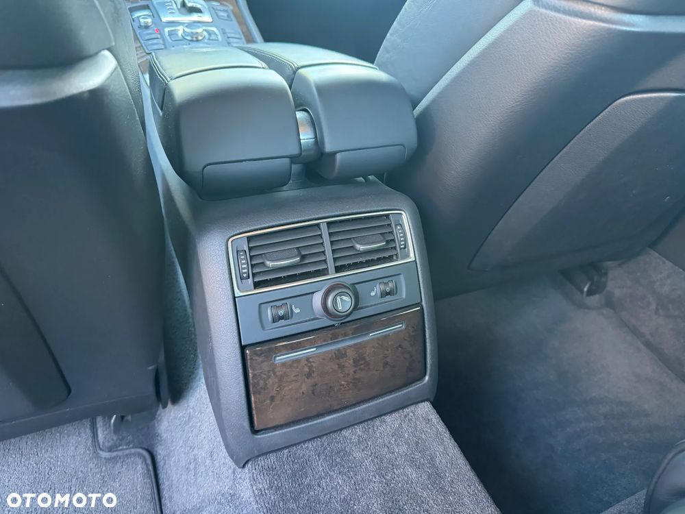 Audi A8 3.2 FSI Quattro - 10