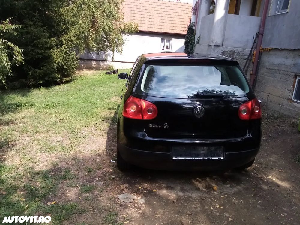 Volkswagen Golf - 4