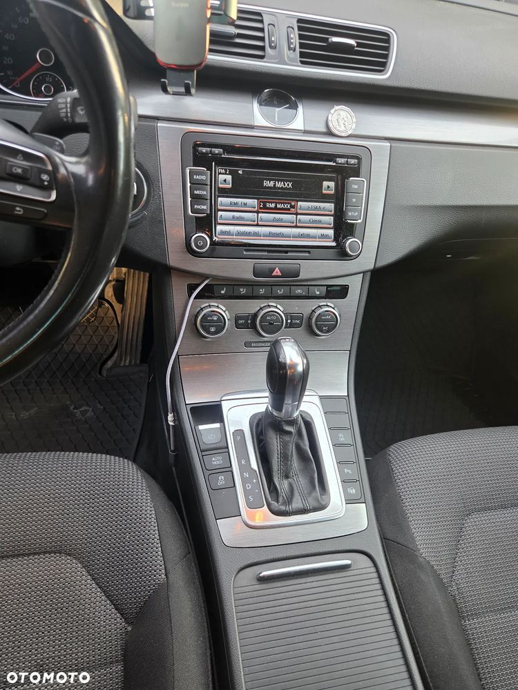 Volkswagen Passat 1.4 TSI BMT Highline DSG - 8