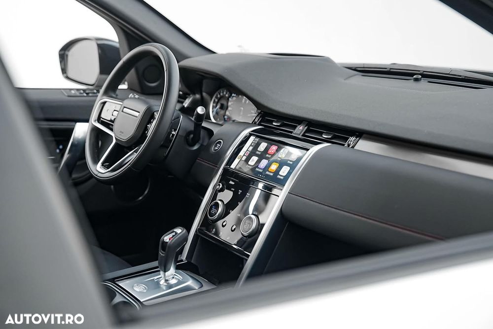 Land Rover Discovery Sport - 13