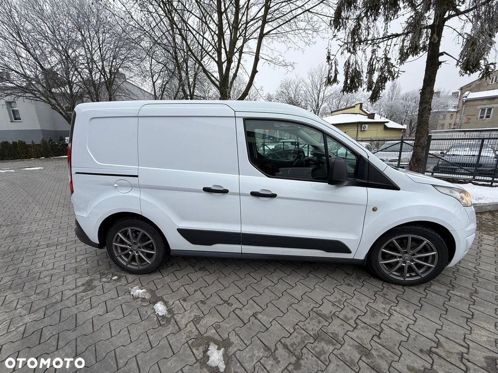 Ford Transit Courier - 3