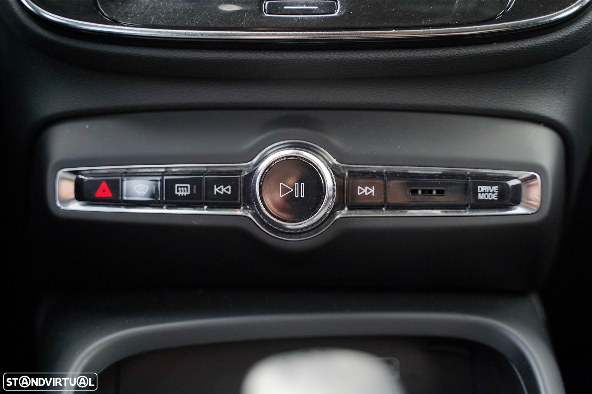 Volvo XC 40 2.0 D3 Momentum - 22